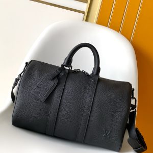 P720 Dimensions: 34 x 21 x 16 cm (Length x Height x Width)